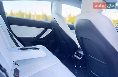 Седан Tesla Model 3 2018 в Киеве