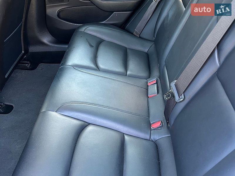 Седан Tesla Model 3 2019 в Коломые