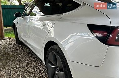 Седан Tesla Model 3 2019 в Коломые