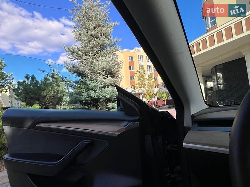Седан Tesla Model 3 2023 в Софиевской Борщаговке