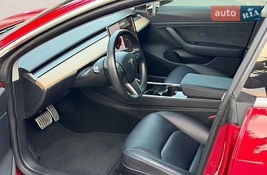 Седан Tesla Model 3 2018 в Виннице