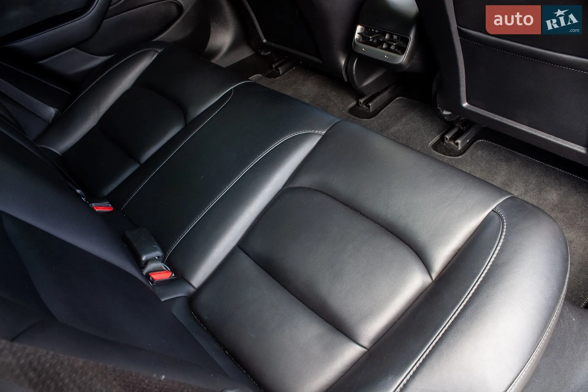 2020 Tesla Model 3 - мініатюра 30