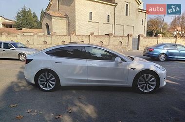 Седан Tesla Model 3 2020 в Києві