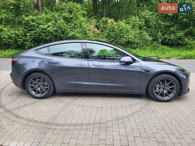 Седан Tesla Model 3 2021 в Киеве фото 2 Седан Tesla Model 3 2021 в Киеве