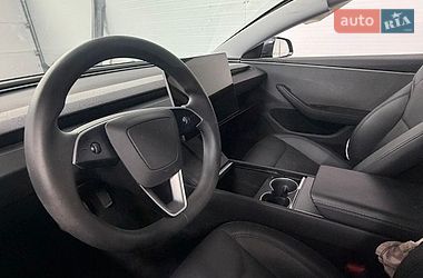 Седан Tesla Model 3 2025 в Києві фото 6 Седан Tesla Model 3 2025 в Києві