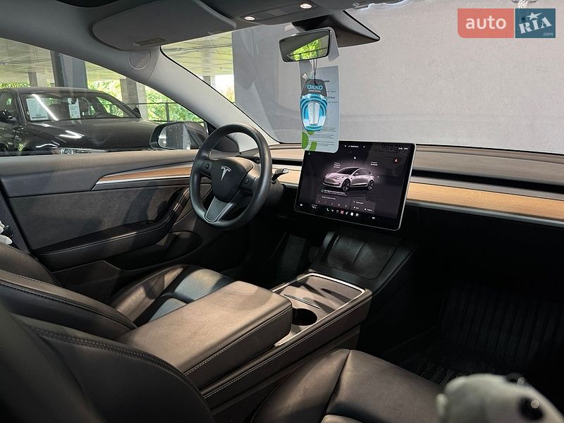 Седан Tesla Model 3 2023 в Одесі фото 9 Седан Tesla Model 3 2023 в Одесі