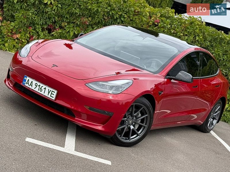 Седан Tesla Model 3 2023 в Киеве фото 2 Седан Tesla Model 3 2023 в Киеве
