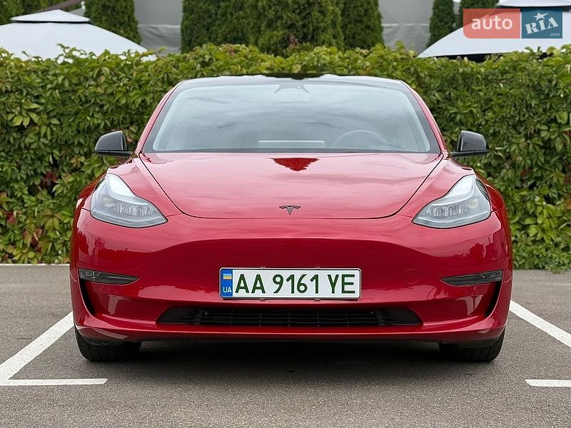 Седан Tesla Model 3 2023 в Киеве фото 5 Седан Tesla Model 3 2023 в Киеве