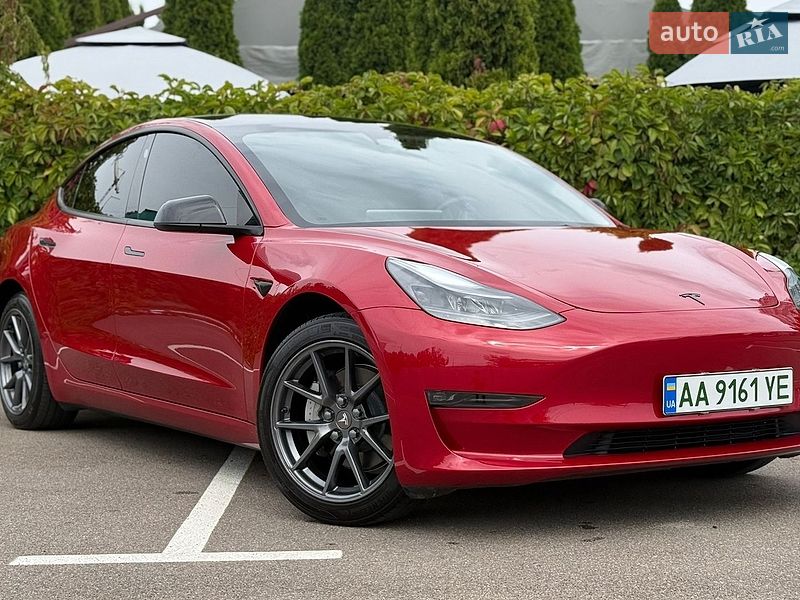 Седан Tesla Model 3 2023 в Киеве фото 7 Седан Tesla Model 3 2023 в Киеве