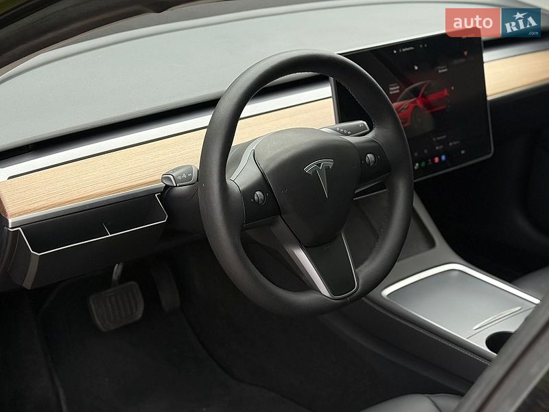 Седан Tesla Model 3 2023 в Киеве фото 20 Седан Tesla Model 3 2023 в Киеве