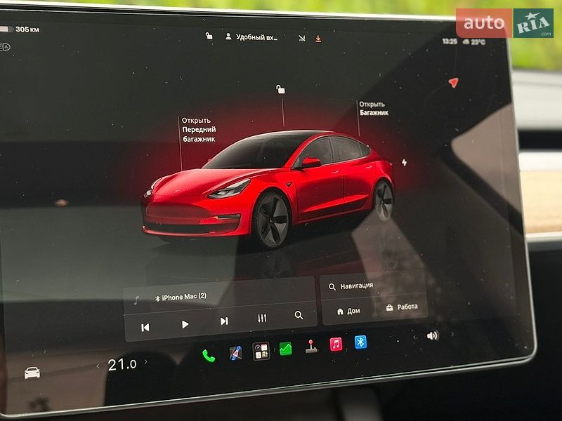 Седан Tesla Model 3 2023 в Киеве