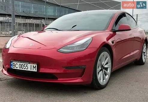 2022 Tesla Model 3 - фото 1