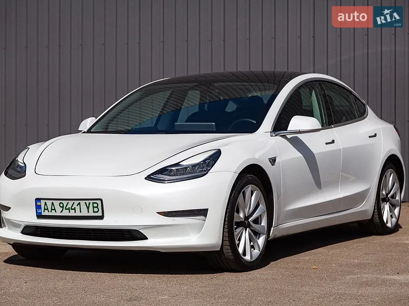 Tesla Model 3