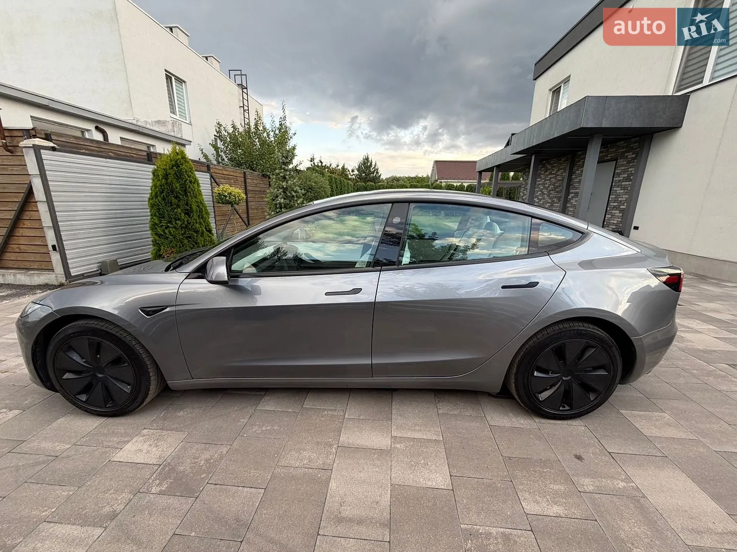 2024 Tesla Model 3 - мініатюра 3