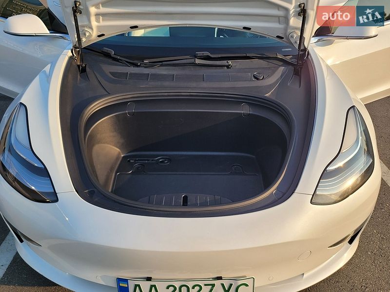 Седан Tesla Model 3 2019 в Киеве фото 29 Седан Tesla Model 3 2019 в Киеве