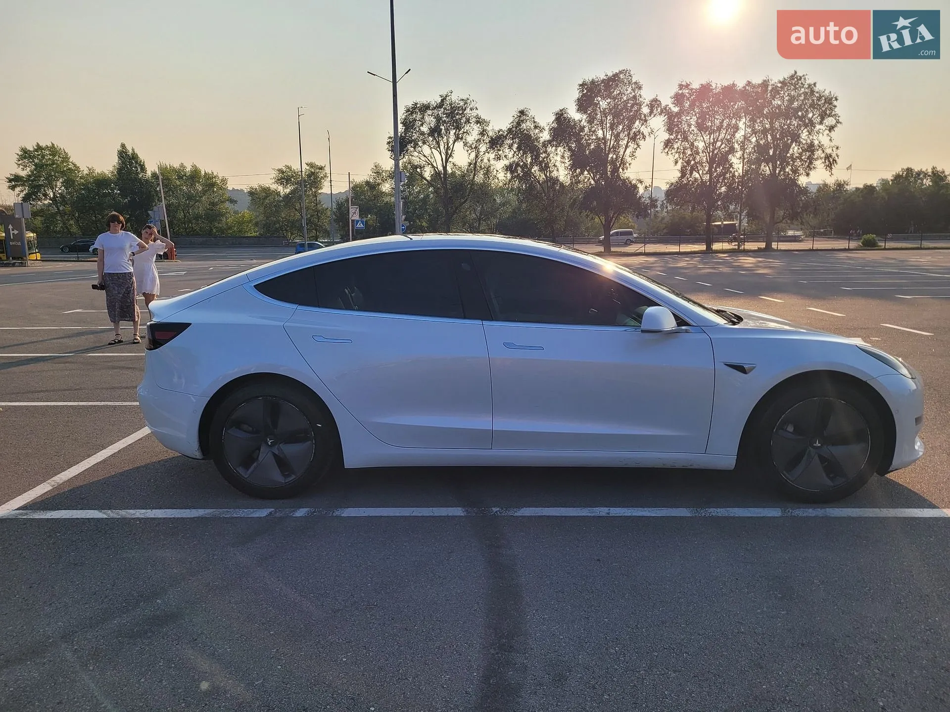 2019 Tesla Model 3 - мініатюра 9