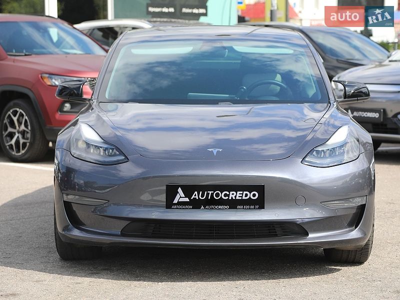 Седан Tesla Model 3 2021 в Харькове