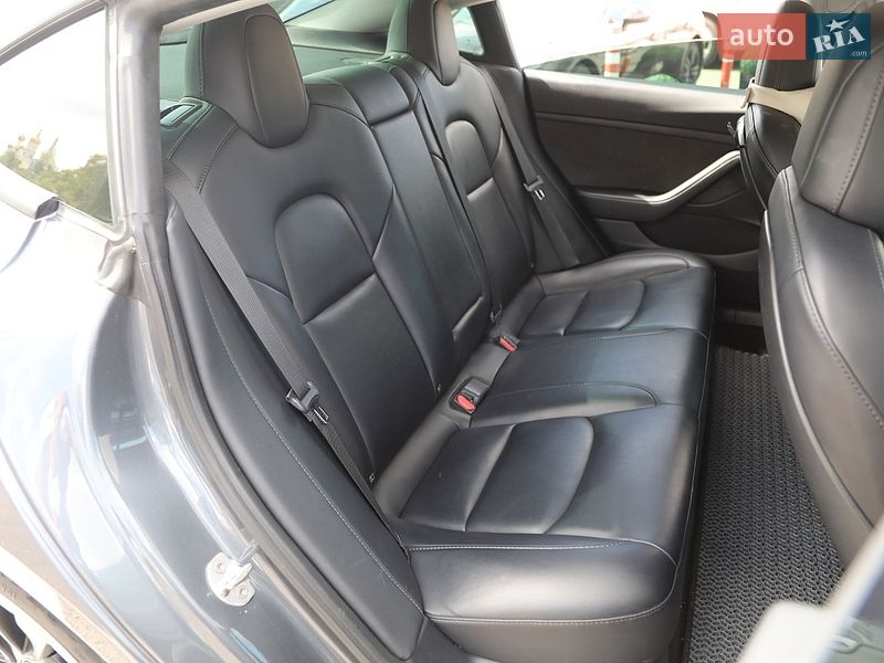 Седан Tesla Model 3 2021 в Харькове