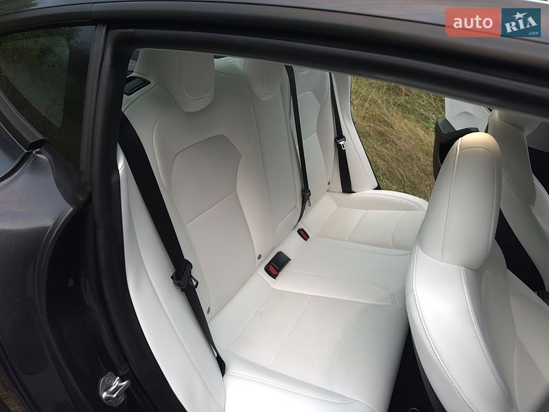 Седан Tesla Model 3 2024 в Жмеринці фото 20 Седан Tesla Model 3 2024 в Жмеринці