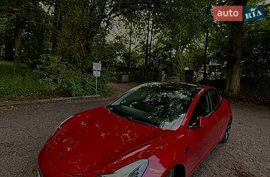 Седан Tesla Model 3 2018 в Житомирі