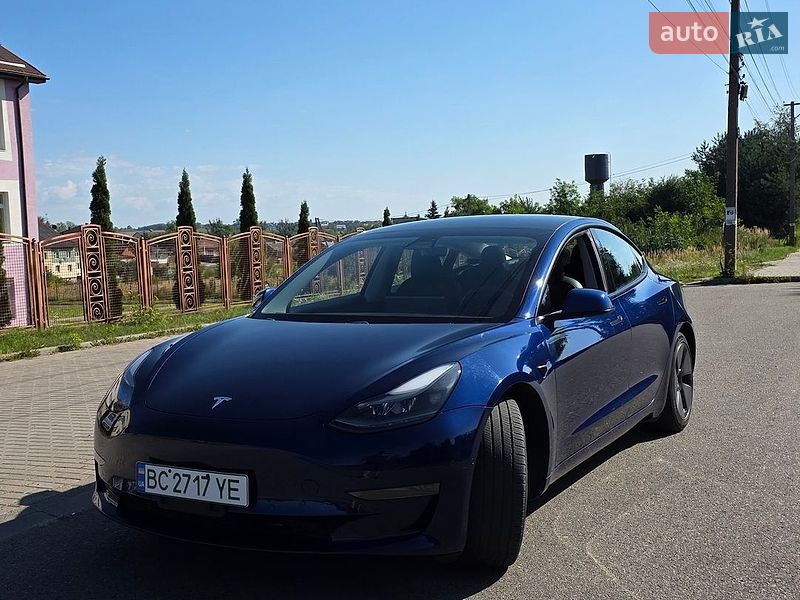 Седан Tesla Model 3 2021 в Львове фото Седан Tesla Model 3 2021 в Львове