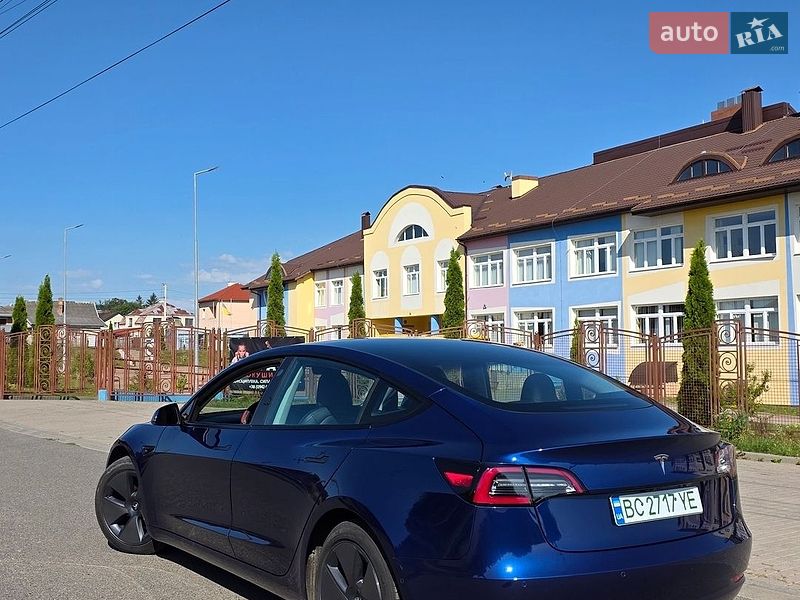 Седан Tesla Model 3 2021 в Львове фото 4 Седан Tesla Model 3 2021 в Львове