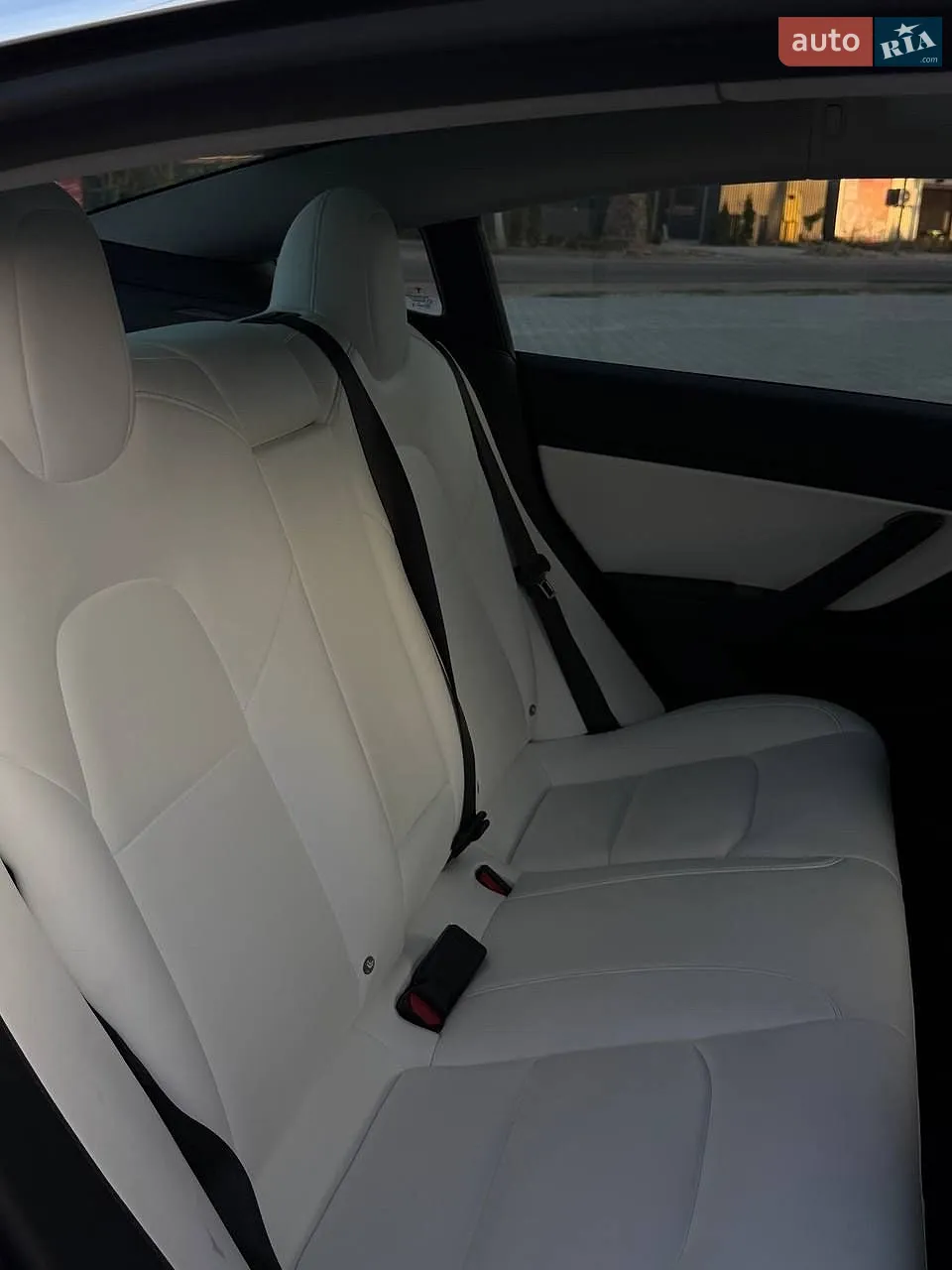 2018 Tesla Model 3 - мініатюра 13