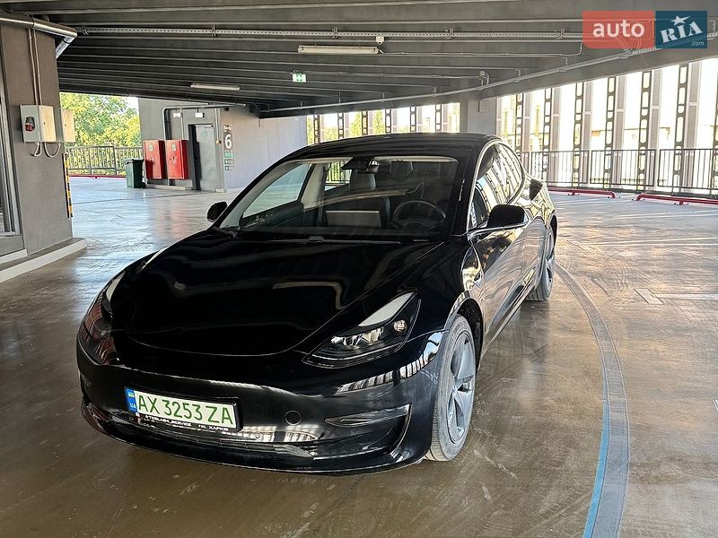 Tesla Model 3 2020 Tesla Model 3 2020