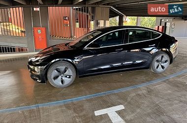 Седан Tesla Model 3 2020 в Харкові