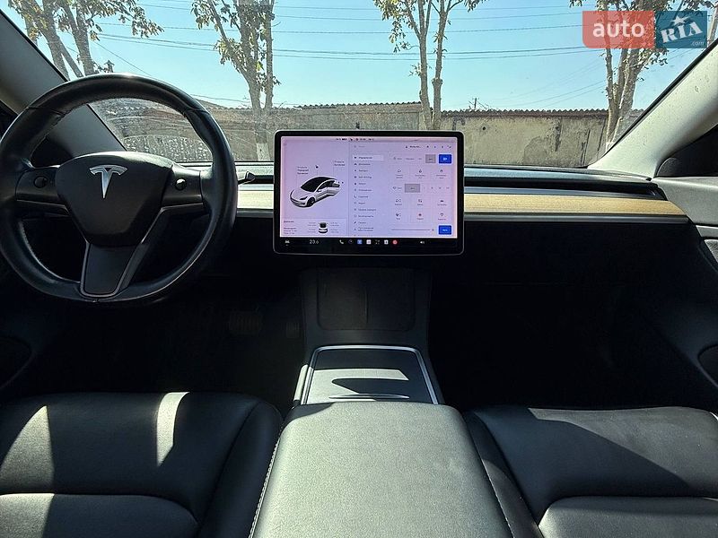 Седан Tesla Model 3 2018 в Одессе