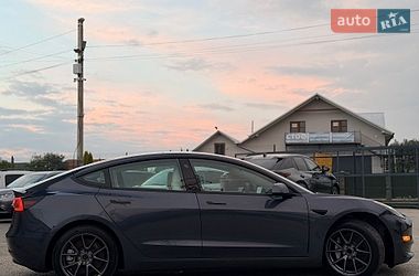 Седан Tesla Model 3 2024 в Дрогобыче