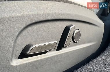 Седан Tesla Model 3 2024 в Виннице
