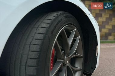 Седан Tesla Model 3 2023 в Житомирі