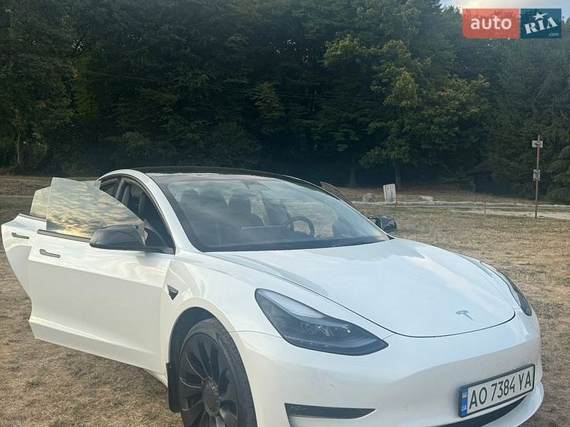 Tesla Model 3 2023