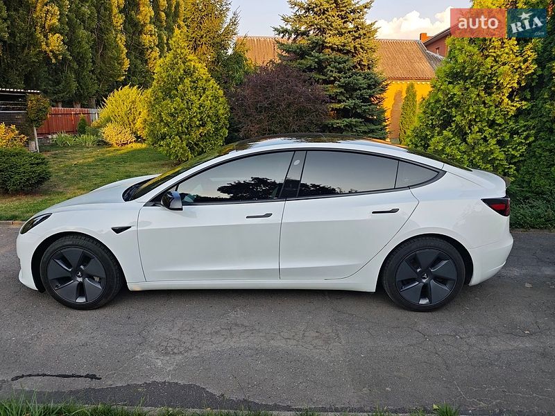 Седан Tesla Model 3 2023 в Василькове