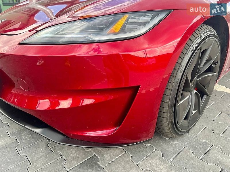 Седан Tesla Model 3 2024 в Капітанівці