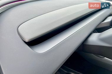 Седан Tesla Model 3 2024 в Капітанівці