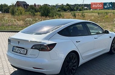 Седан Tesla Model 3 2021 в Луцке