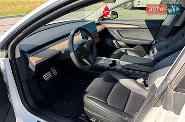 Седан Tesla Model 3 2021 в Луцке