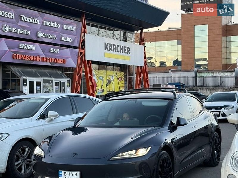 Седан Tesla Model 3 2024 в Киеве фото 2 Седан Tesla Model 3 2024 в Киеве