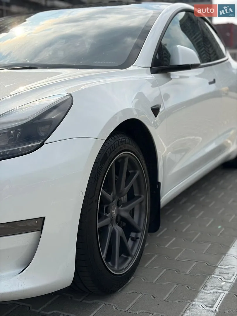 2022 Tesla Model 3 - мініатюра 2