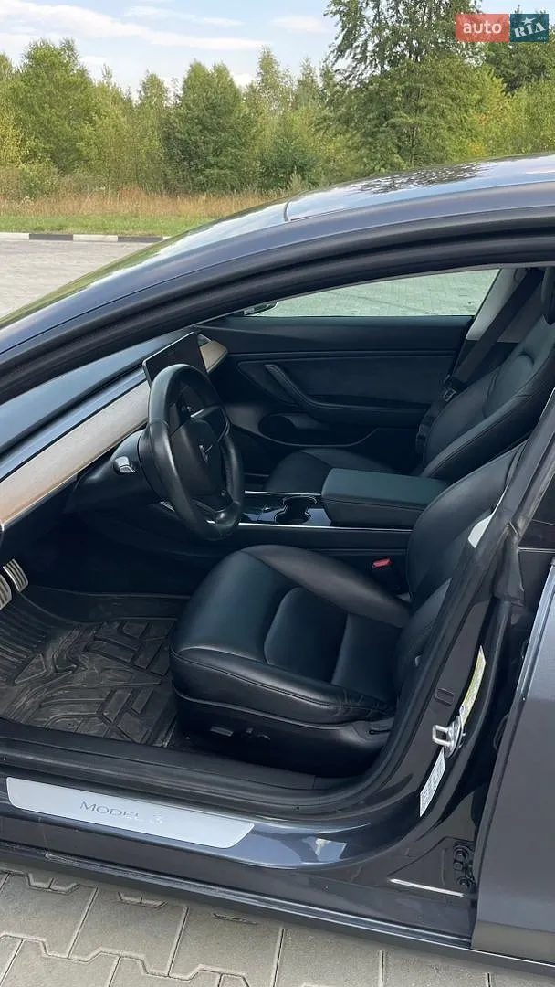 2018 Tesla Model 3 - мініатюра 24