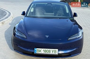Седан Tesla Model 3 2024 в Києві фото 10 Седан Tesla Model 3 2024 в Києві