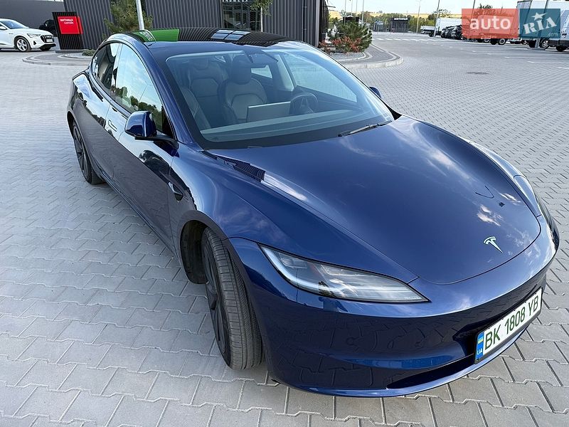 Седан Tesla Model 3 2024 в Києві фото 3 Седан Tesla Model 3 2024 в Києві