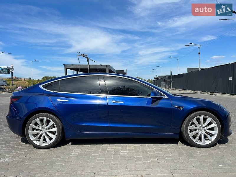 Седан Tesla Model 3 2019 в Львові фото 2 Седан Tesla Model 3 2019 в Львові