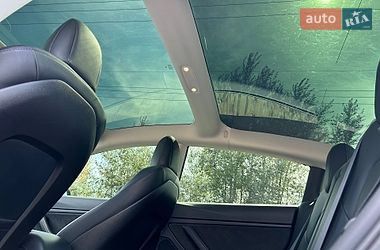 Седан Tesla Model 3 2019 в Львові фото 16 Седан Tesla Model 3 2019 в Львові