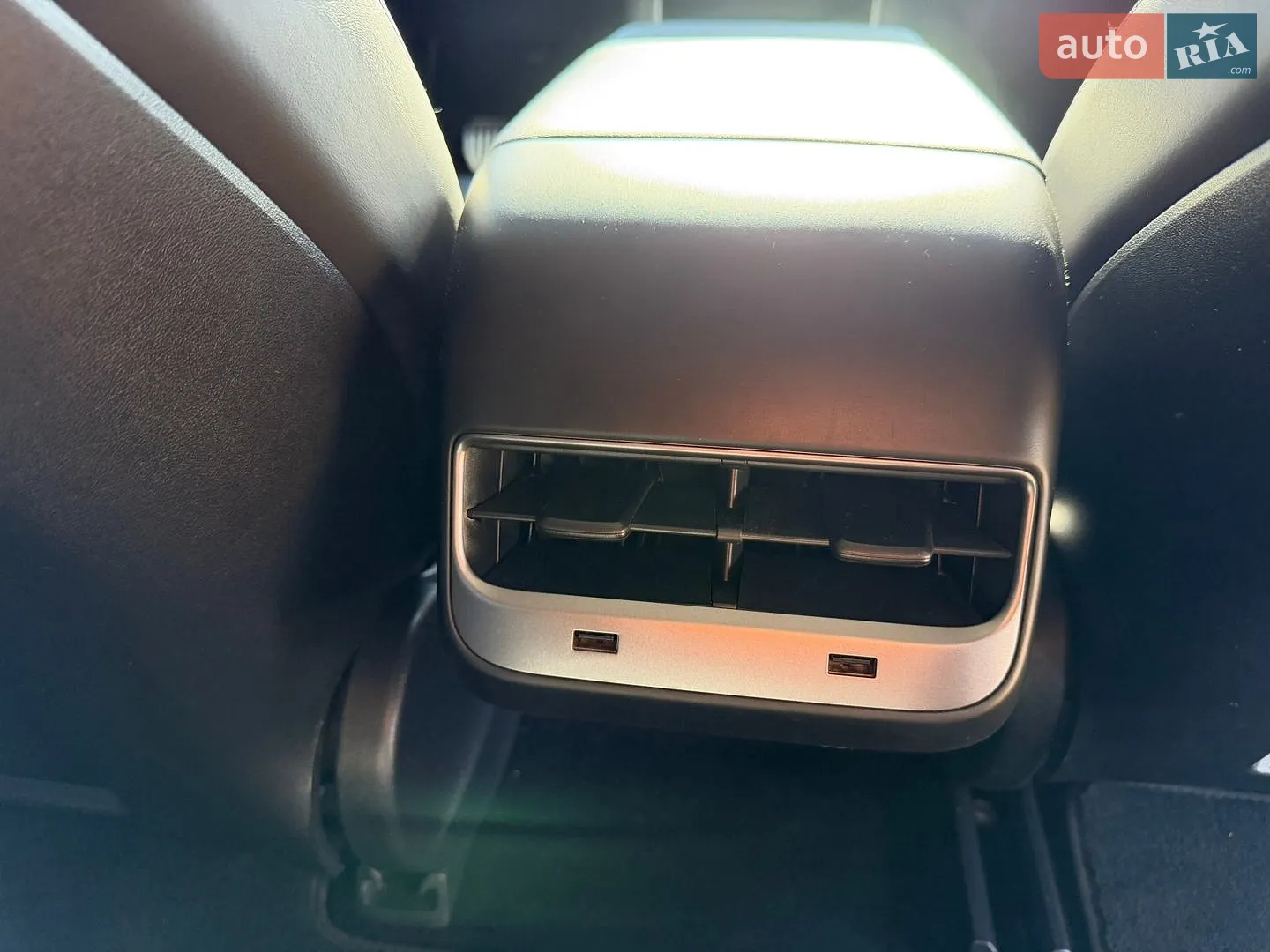 2018 Tesla Model 3 - мініатюра 30