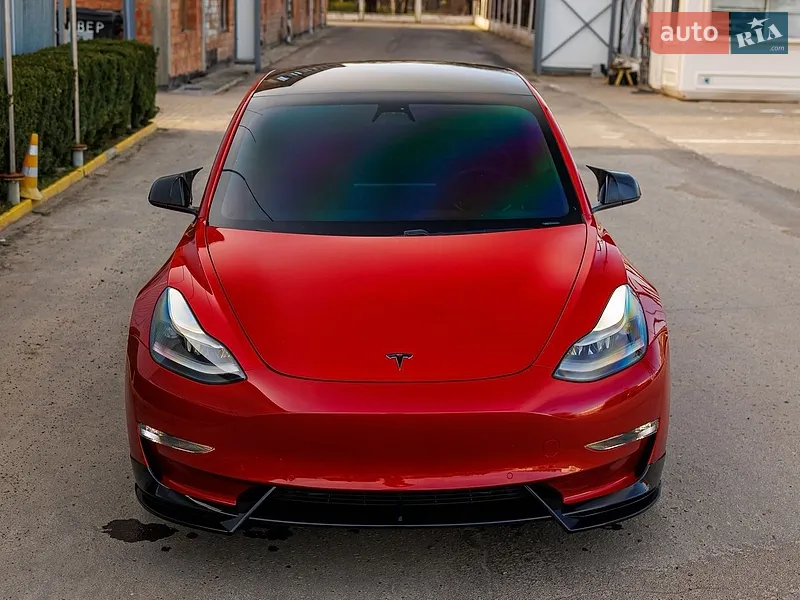 Tesla Model 3 2021