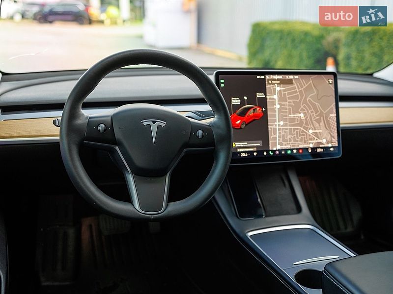 Седан Tesla Model 3 2021 в Заліщиках