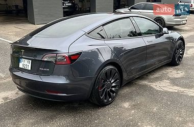 Седан Tesla Model 3 2021 в Харкові